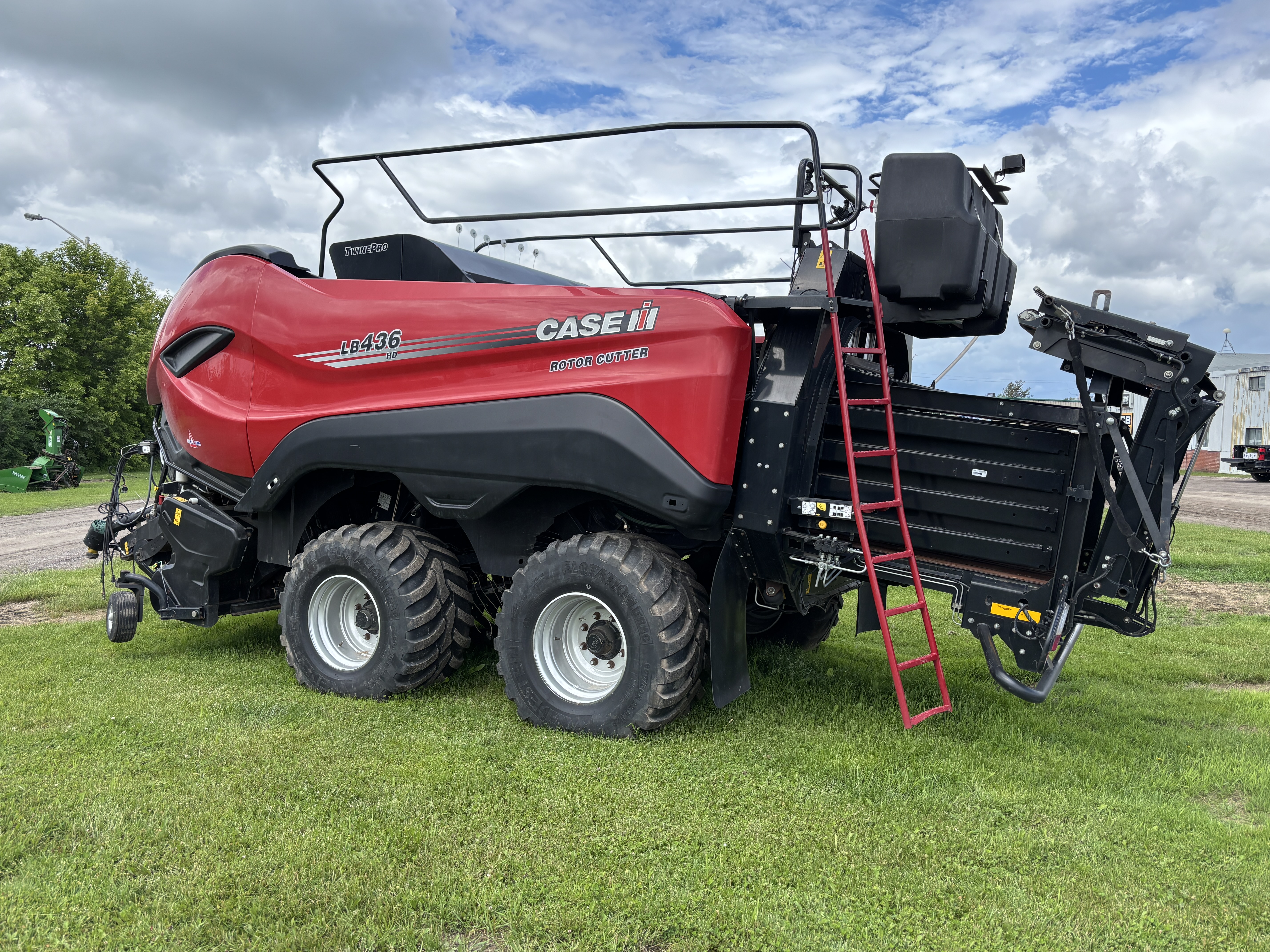2019 Case IH LB436HD RC Baler/Big Square