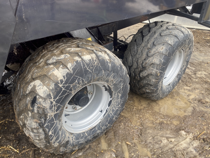 2012 Case IH LB333 Baler/Big Square