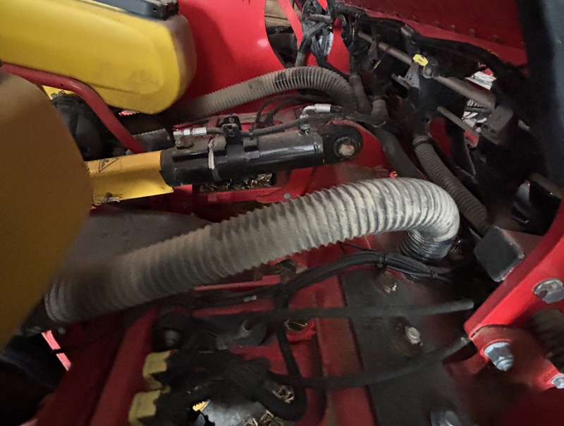 2021 Vaderstad TEMPO 8 Planter