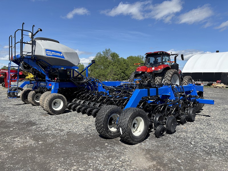 2024 New Holland P2185 40FT 7 Air Drill