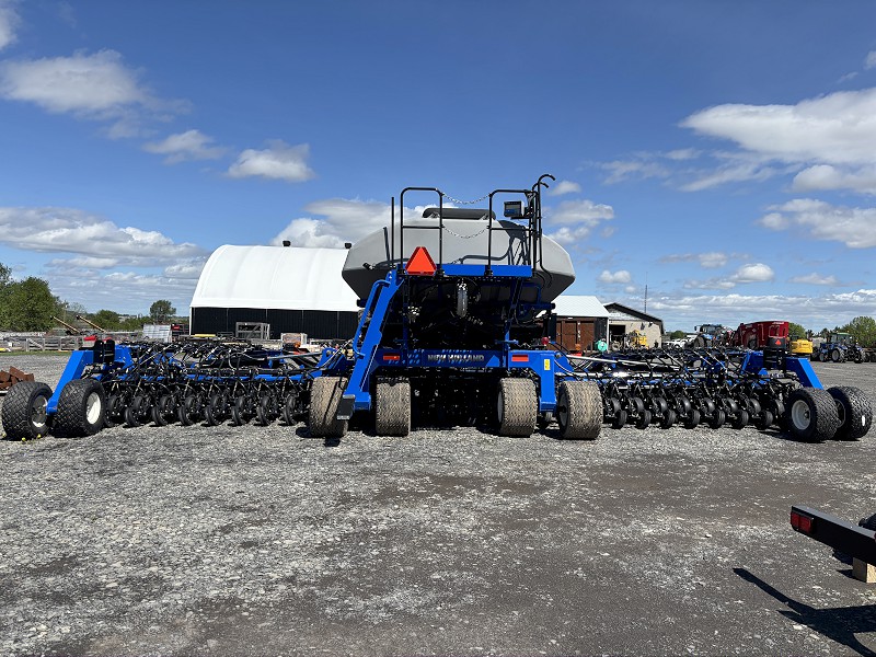 2024 New Holland P2185 40FT 7 Air Drill