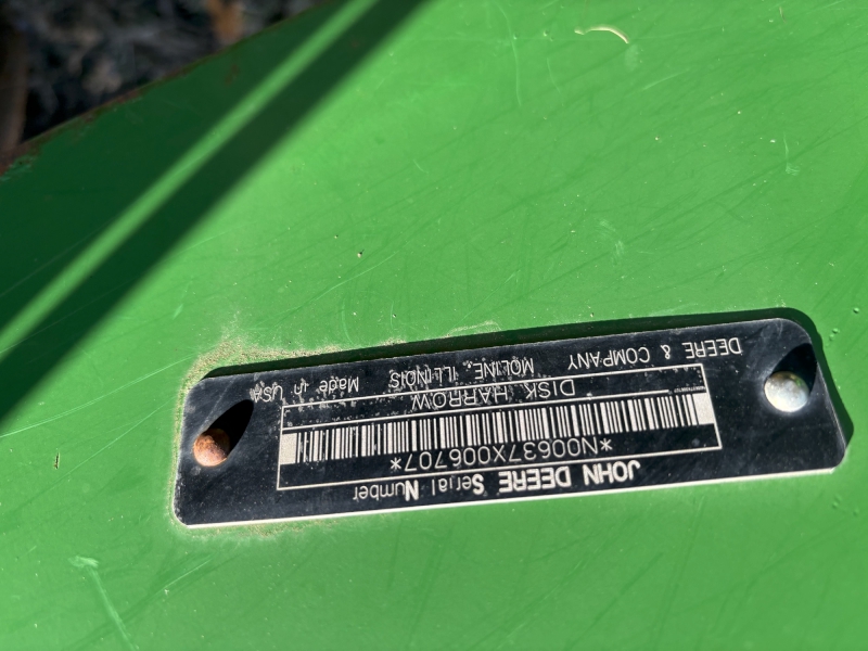 2004 John Deere 637 Disk Tandem