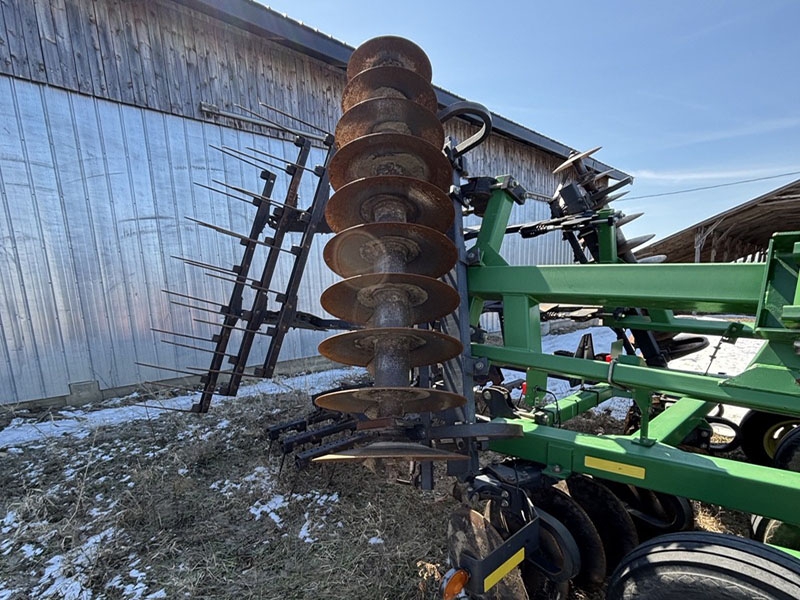 2004 John Deere 637 Disk Tandem