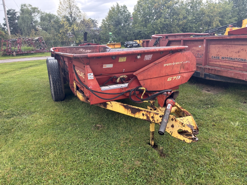 1984 New Holland 679 Manure Spreader