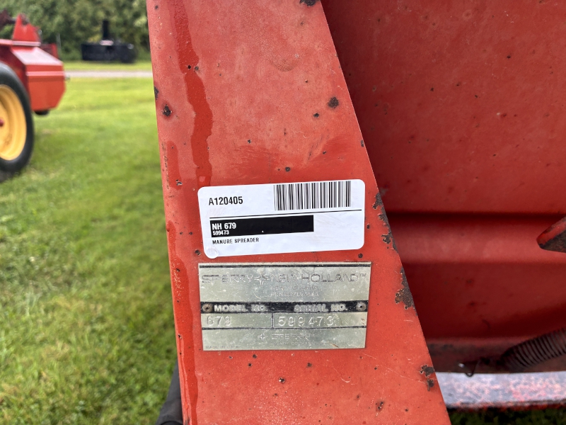 1984 New Holland 679 Manure Spreader
