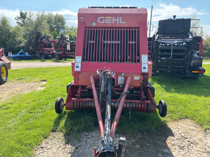 2003 Gehl 2580 Baler/Round