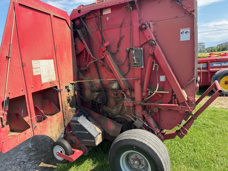 2003 Gehl 2580 Baler/Round