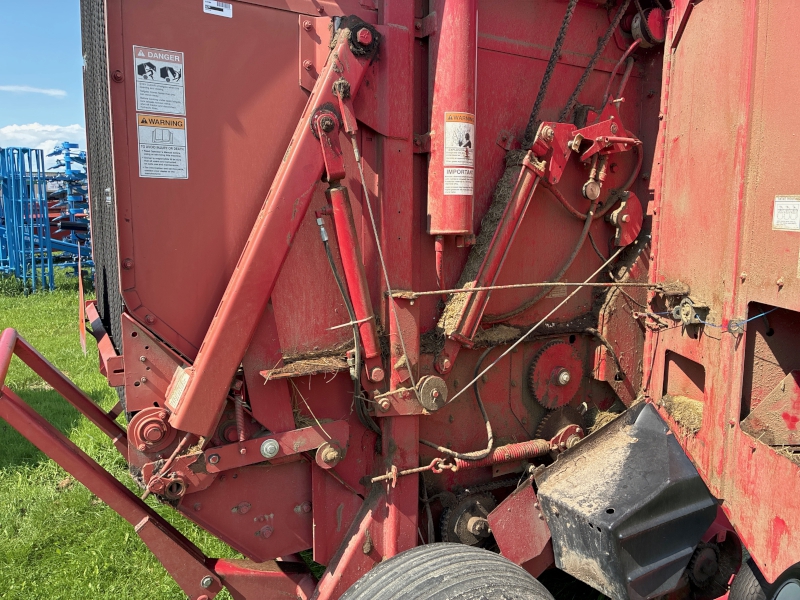 2003 Gehl 2580 Baler/Round