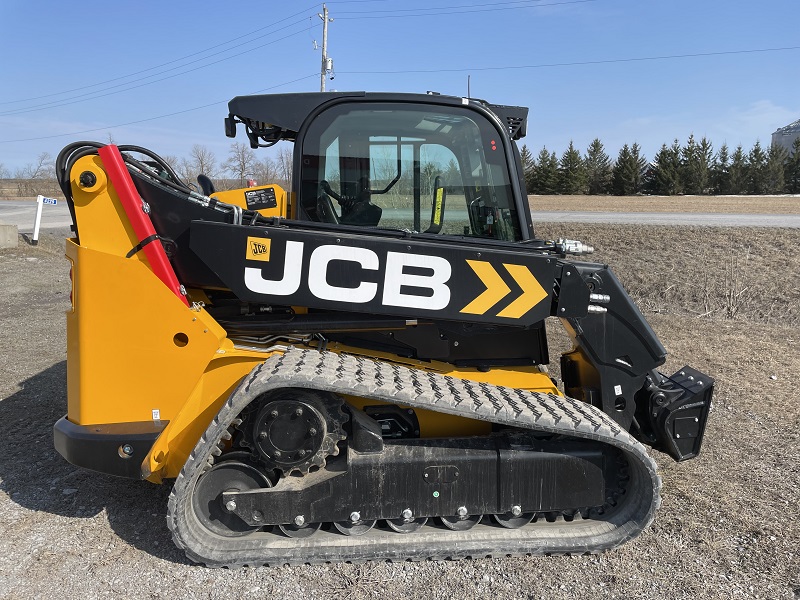 2023 JCB 3TS-8T Compact Track Loader