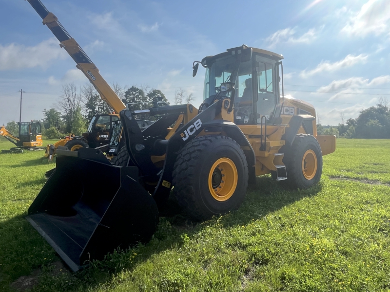 2024 JCB 427ZAG Wheel Loader