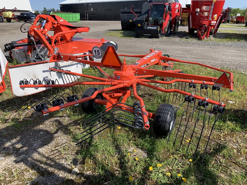 2023 Kuhn GA3200GT Rake