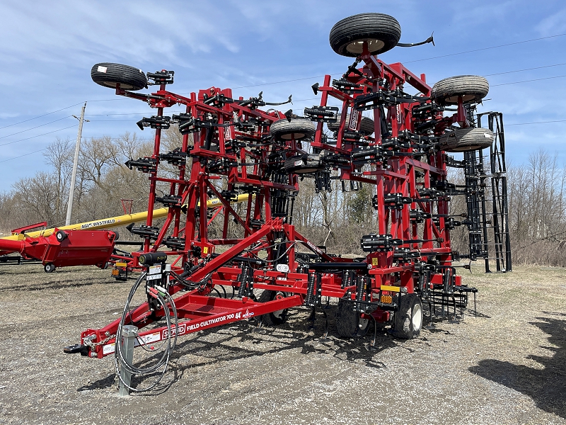 2024 Salford 700-44 Field Cultivator