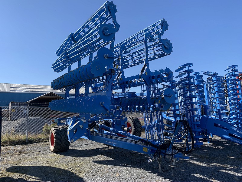 2024 LEMKEN GIGANT10/100 Compact Disc