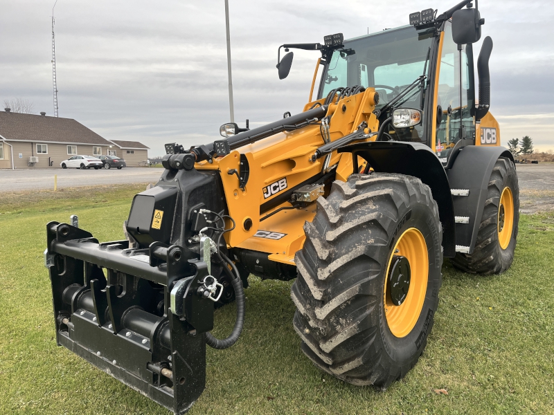 2025 JCB TM420 AGRI Telescopic Wheel Loader