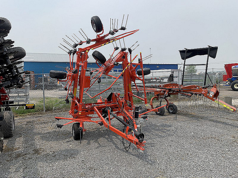 2025 Kuhn GF7803THA Tedder