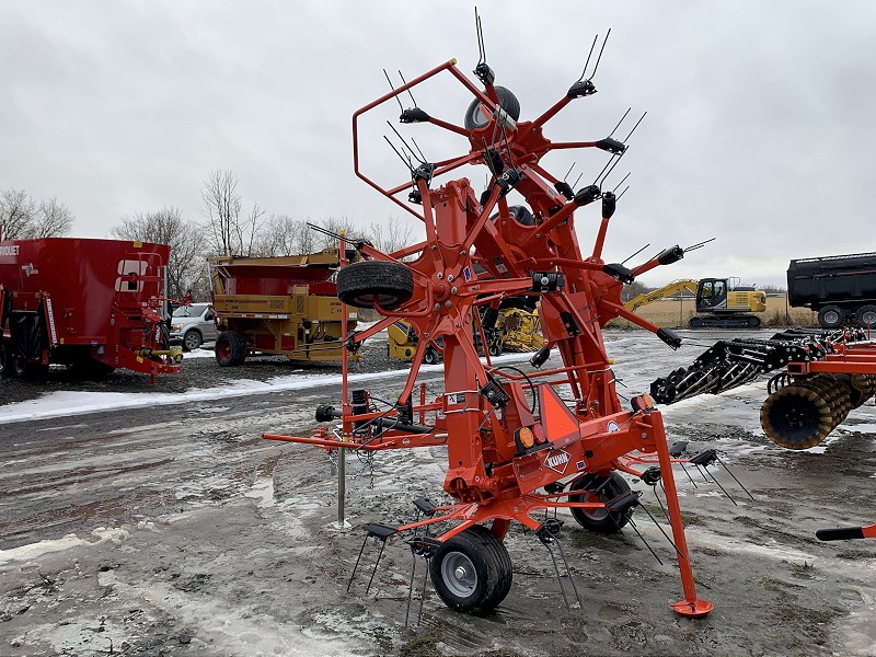 2025 Kuhn GF7803THA Tedder