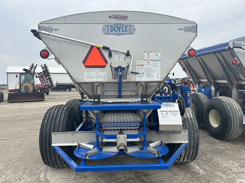 2025 Doyle 8-TON COMBO Fertilizer Spreader