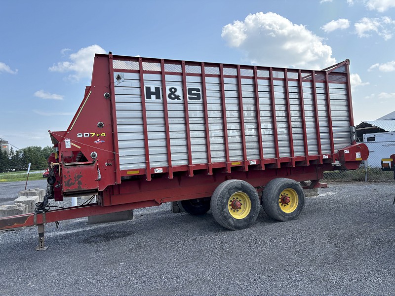 2014 H&S SD7+4 Forage Box