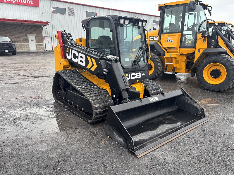 2025 JCB 3TS-8T Skid Steer Loader