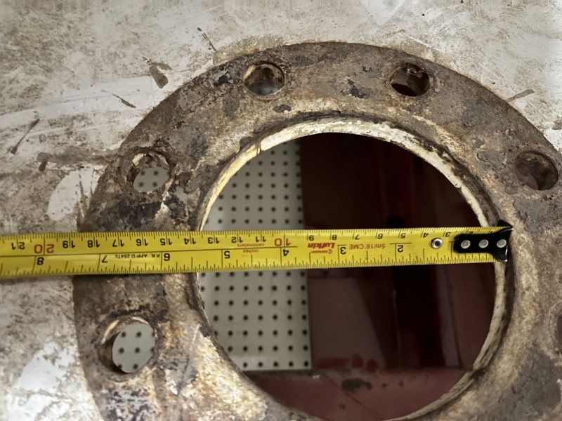 2006 Titan 320/90R50 Tires