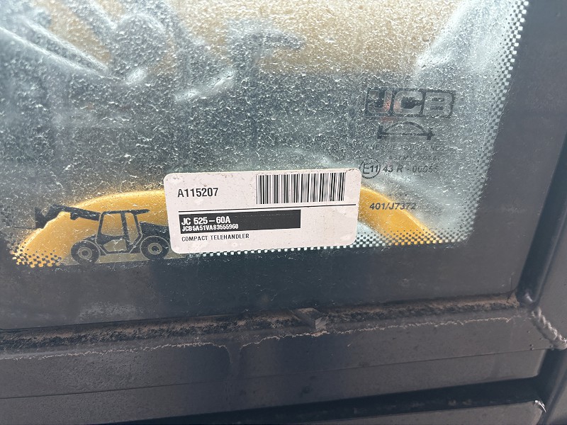 2025 JCB 525-60 AGRI+ TeleHandler