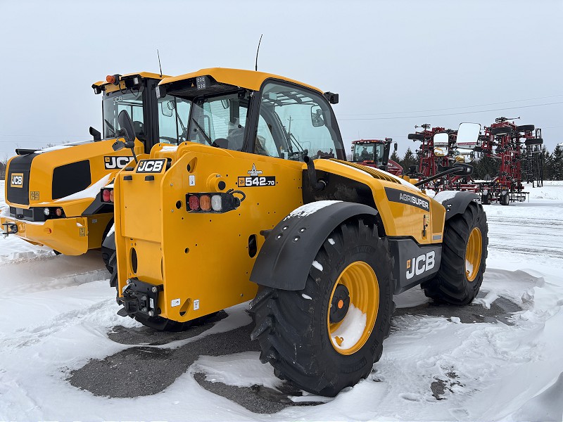 2026 JCB 542-70AGRI TeleHandler