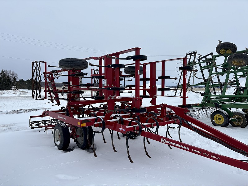 2004 Kongskilde 2800 Field Cultivator