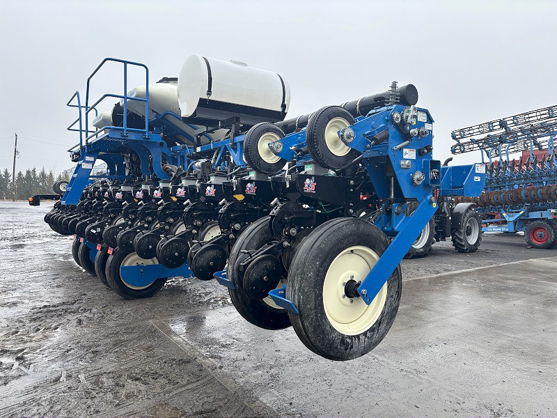 2014 Kinze 3600ASD Planter