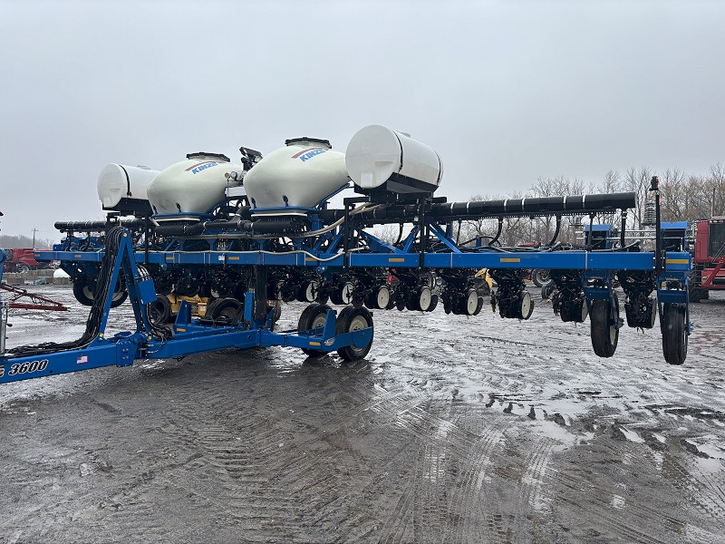 2014 Kinze 3600ASD Planter