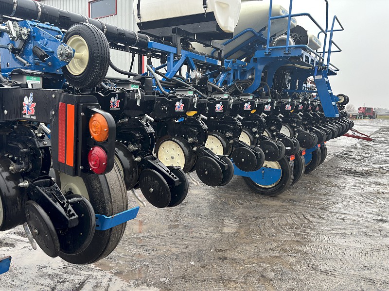 2014 Kinze 3600ASD Planter