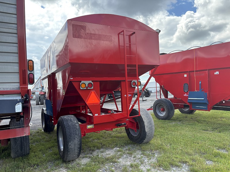 2026 R J Equipment 600 Gravity Box