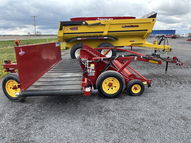 2012 New Holland H5410 Windrow Merger