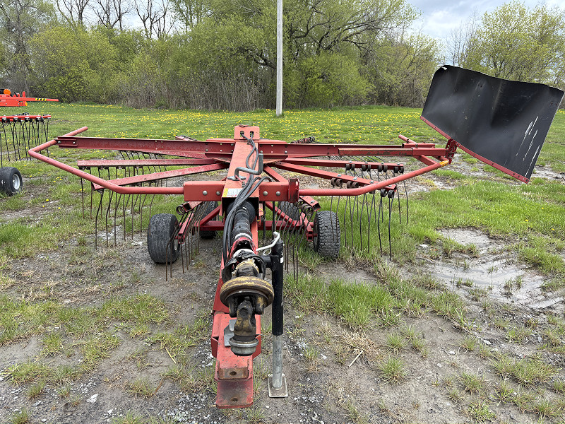 2008 Miller Pro 1100 Rake