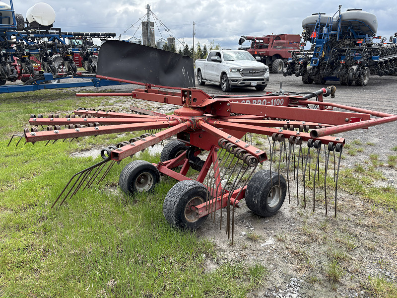 2008 Miller Pro 1100 Rake