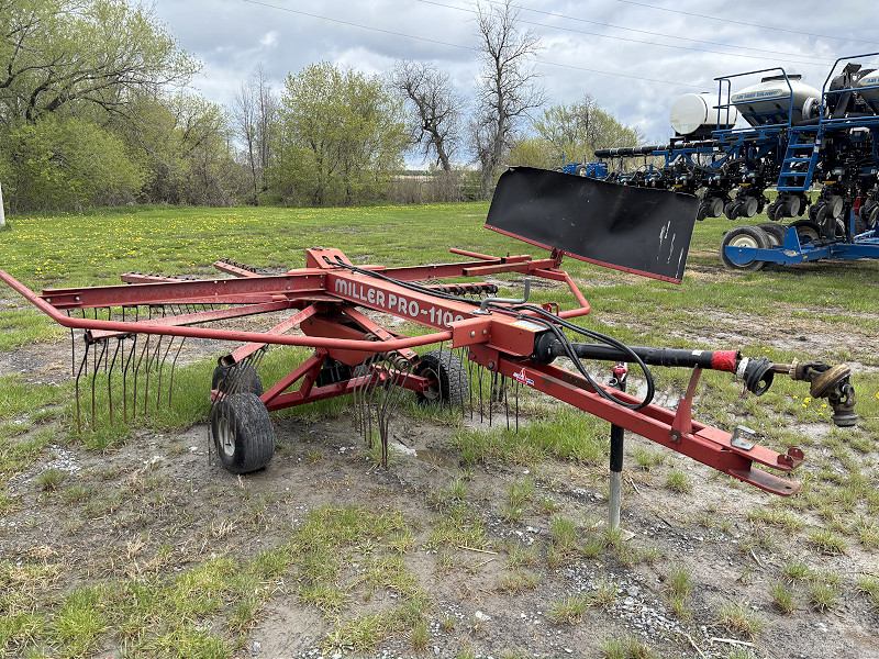2008 Miller Pro 1100 Rake