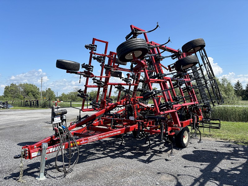 2026 Salford 550-30 Field Cultivator