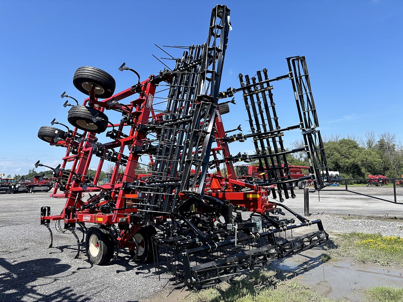 2026 Salford 550-30 Field Cultivator