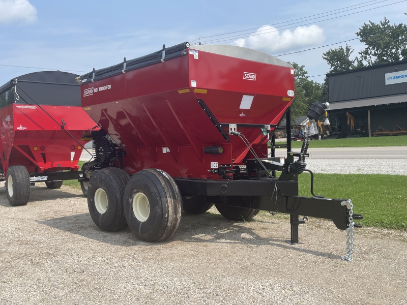 2026 Salford TROOPER 10 Fertilizer Spreader
