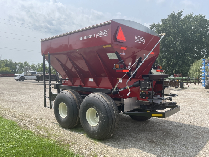 2026 Salford TROOPER 10 Fertilizer Spreader