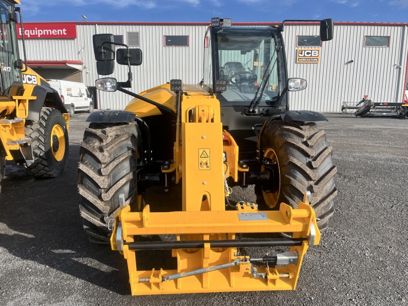 2026 JCB 542-70AG TeleHandler