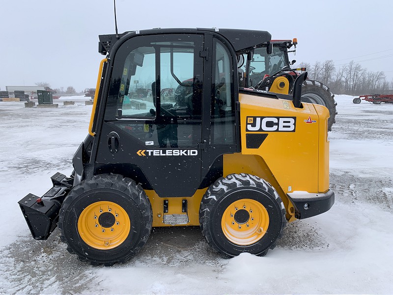 2024 JCB 3TS-8W Skid Steer Loader