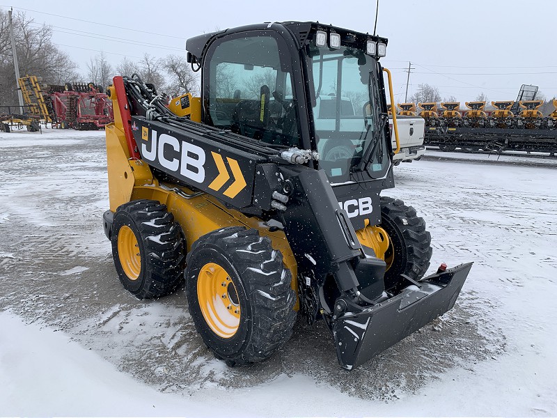 2024 JCB 3TS-8W Skid Steer Loader