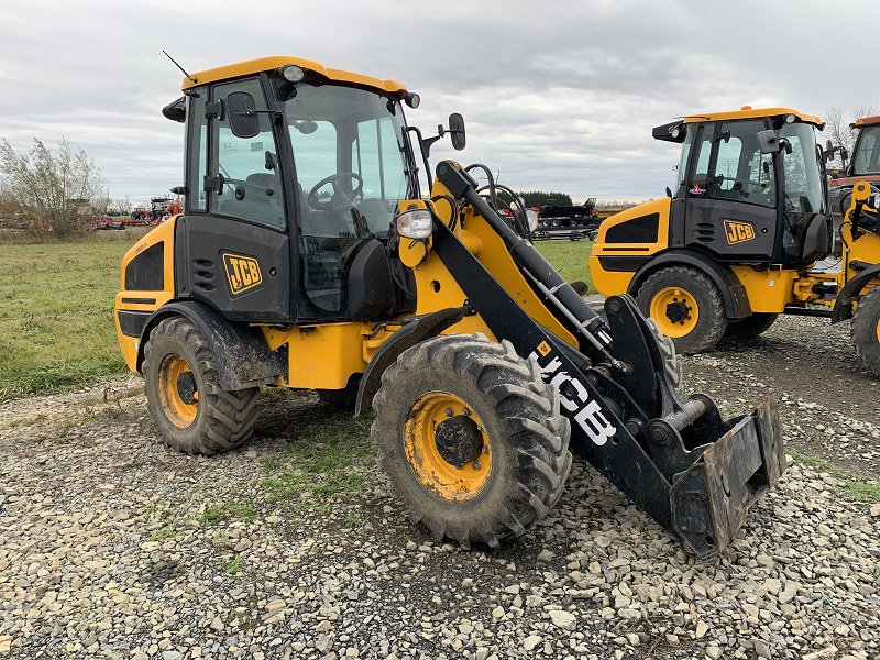 2019 JCB 407 Wheel Loader