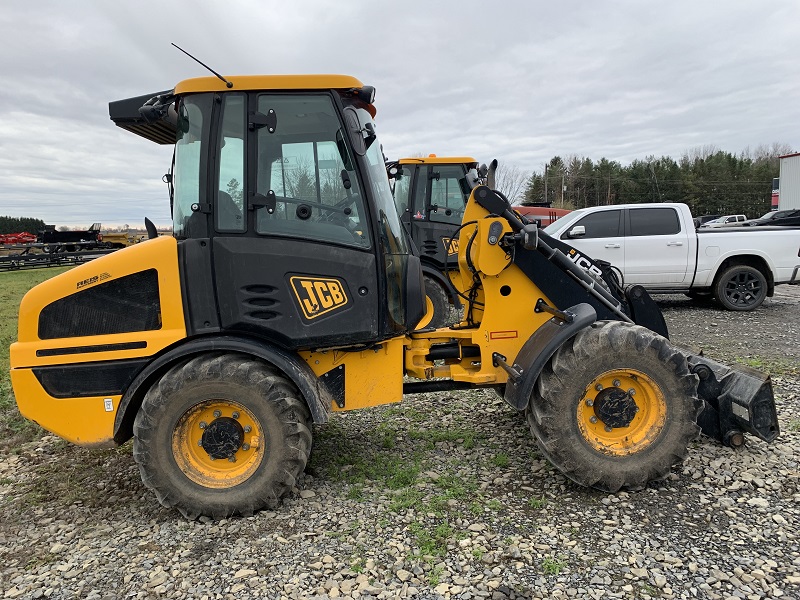 2019 JCB 407 Wheel Loader