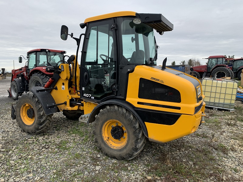 2019 JCB 407 Wheel Loader