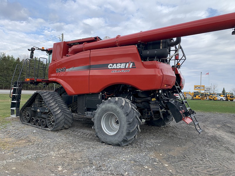 2017 Case IH 9240 Combine