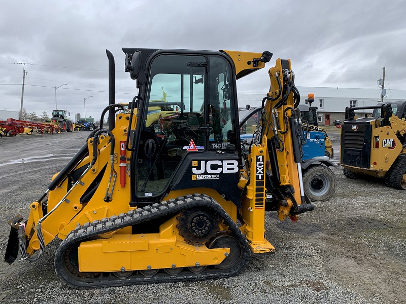 2023 JCB 1CXT Compact Track Loader