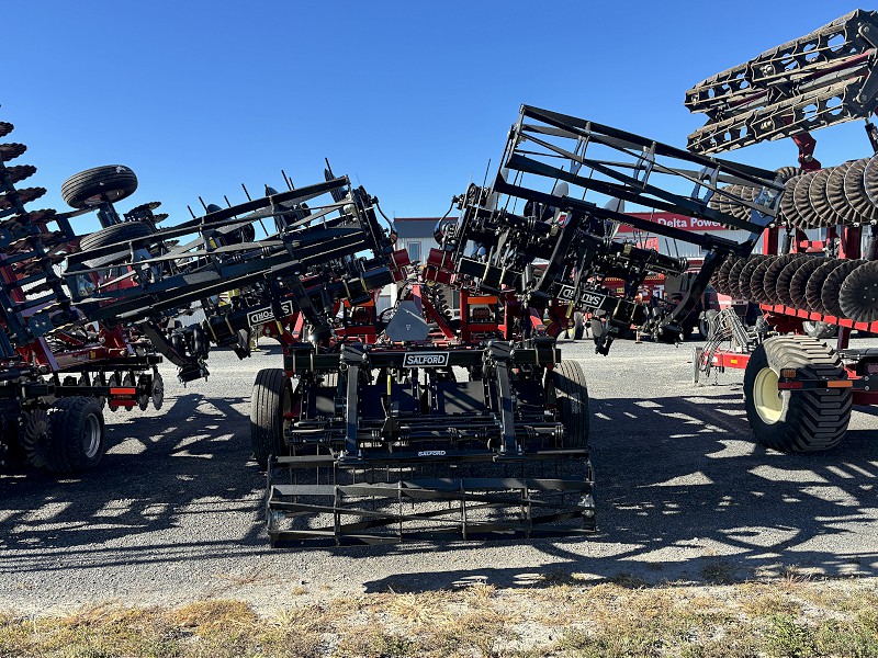 2025 Salford I-5216 Vertical Tillage