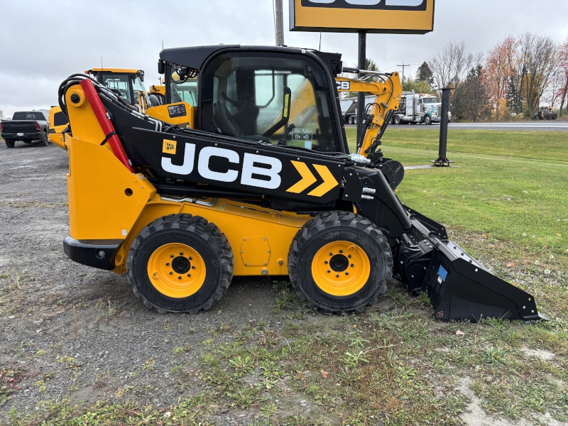 2025 JCB 3TS-8W Skid Steer Loader
