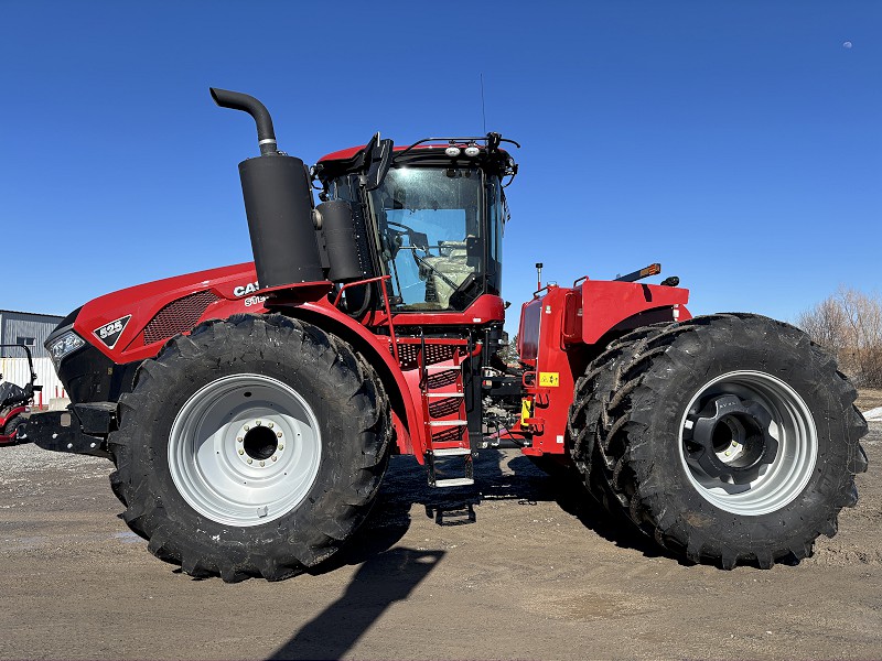 2026 Case IH STEIGER 525 Tractor